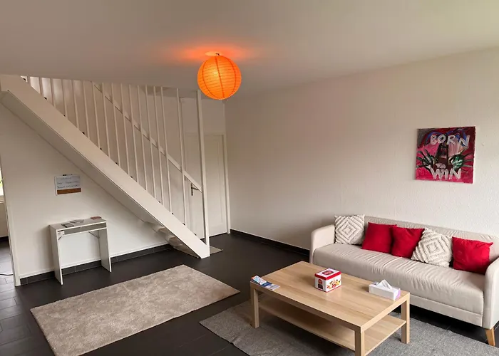 Spacious 3 Bedroom Duplex, Netflix, Remote Work