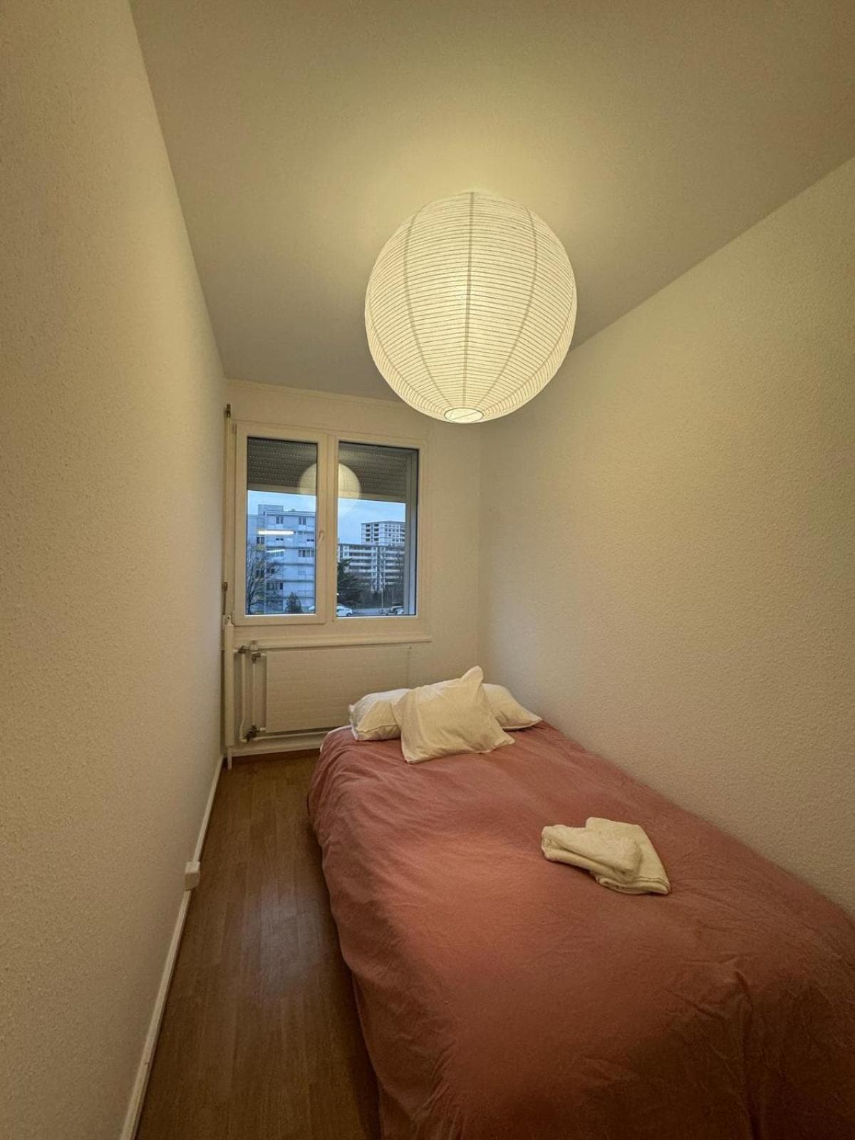 Spacious 3 Bedroom Duplex *